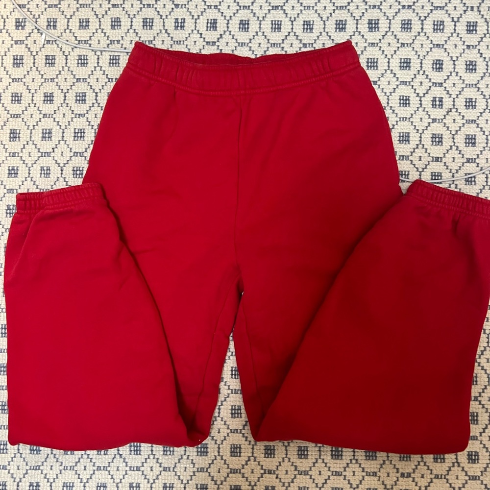 Red Aritzia sweatpants